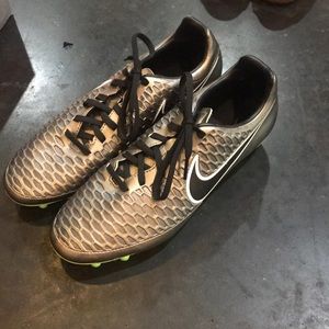 Men’s Grey Nike soccer cleats